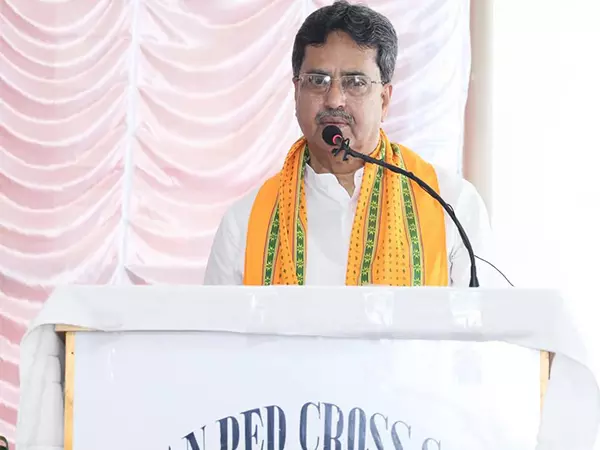 त्रिपुरा के CM माणिक साहा अगरतला में विश्व रेड क्रॉस दिवस 2025 समारोह में शामिल हुए त्रिपुरा के CM माणिक साहा अगरतला में विश्व रेड क्रॉस दिवस 2025 समारोह में शामिल हुए