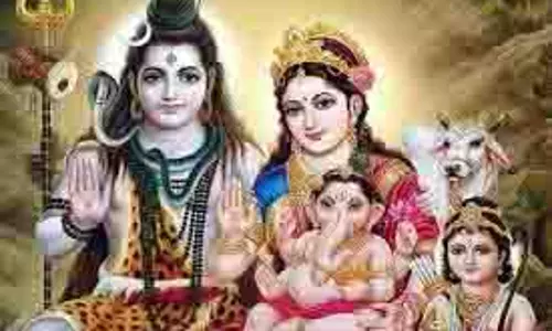 Shukra Pradosh: शुक्र प्रदोष पर करें शिव परिवार की पूजा, देवता होंगे प्रसन्न Shukra Pradosh: शुक्र प्रदोष पर करें शिव परिवार की पूजा, देवता होंगे प्रसन्न