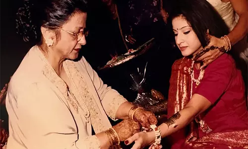 Maheep Kapoor ने सास निर्मल कपूर को पुरानी तस्वीरों के साथ श्रद्धांजलि दी Maheep Kapoor ने सास निर्मल कपूर को पुरानी तस्वीरों के साथ श्रद्धांजलि दी