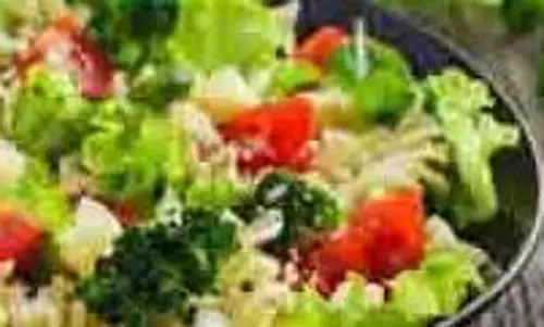Lunchbox Recipe  बच्चे के टिफिन में हेल्दी खाना खिलाना चाहते हैं तो ट्राई करें पास्ता सलाद