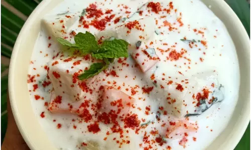 Aloo Bondi Raita नोट करे बेहद आसान रेसिपी
