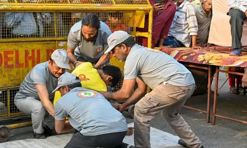 Jodhpur में आपातकालीन स्थितियों से निपटने के लिए ऑपरेशन अभ्यास को लेकर जिला प्रशासन सतर्क Jodhpur में आपातकालीन स्थितियों से निपटने के लिए ऑपरेशन अभ्यास को लेकर जिला प्रशासन सतर्क