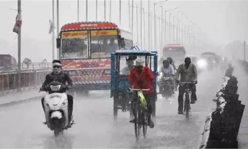 Punjab Weather: भारी बारिश, अचानक बदला मौसम Punjab Weather: भारी बारिश, अचानक बदला मौसम