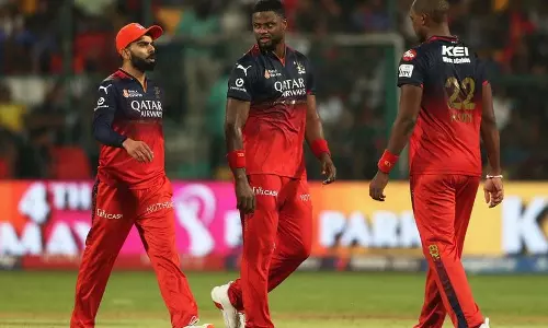 Lucknow प्लेऑफ की दौड़ में आरसीबी का दबाव में एलएसजी से सामना