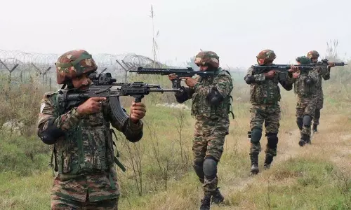 Poonch में नियंत्रण रेखा पर पाकिस्तान के संघर्ष विराम उल्लंघन में 13 नागरिक मारे गए Poonch में नियंत्रण रेखा पर पाकिस्तान के संघर्ष विराम उल्लंघन में 13 नागरिक मारे गए
