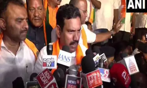 Karnataka BJP अध्यक्ष ने सशस्त्र बलों की आतंकवाद के खिलाफ लड़ाई के लिए विशेष पूजा का नेतृत्व किया