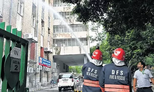 Delhi: मॉक ड्रिल से लाजपत नगर निवासियों में उत्सुकता और उत्साह बढ़ा