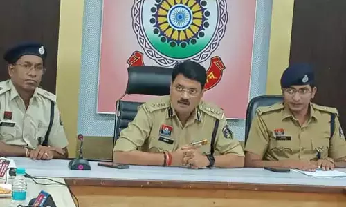 सुसाइड को बताया सर्पदंश का मामला, वकील-डॉक्टर और परिजन सब फंसे