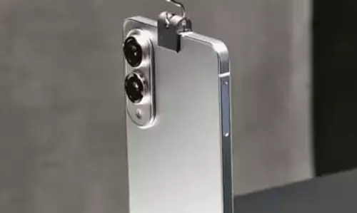 Galaxy S25 Edge लॉन्च डेट तय, फीचर्स ने पहले ही मचाया धमाल Galaxy S25 Edge लॉन्च डेट तय, फीचर्स ने पहले ही मचाया धमाल