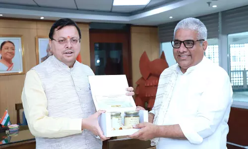 Uttarakhand CM ने केंद्रीय मंत्री भूपेंद्र यादव से प्रमुख परियोजनाओं के लिए मंजूरी मांगी