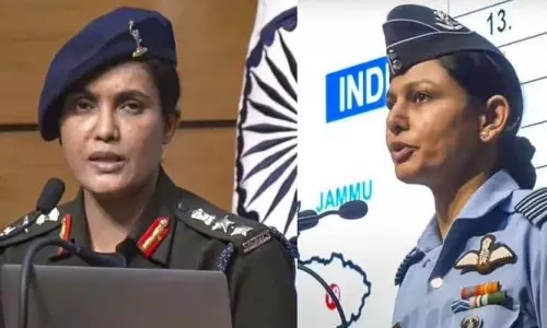 Odisha की महिला नेताओं ने महिला बलों की ब्रीफिंग सराहना की Odisha की महिला नेताओं ने महिला बलों की ब्रीफिंग सराहना की