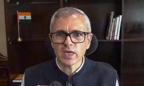 पाकिस्तान ने नागरिकों को निशाना बनाने के लिए हद पार कर दी: Omar पाकिस्तान ने नागरिकों को निशाना बनाने के लिए हद पार कर दी: Omar
