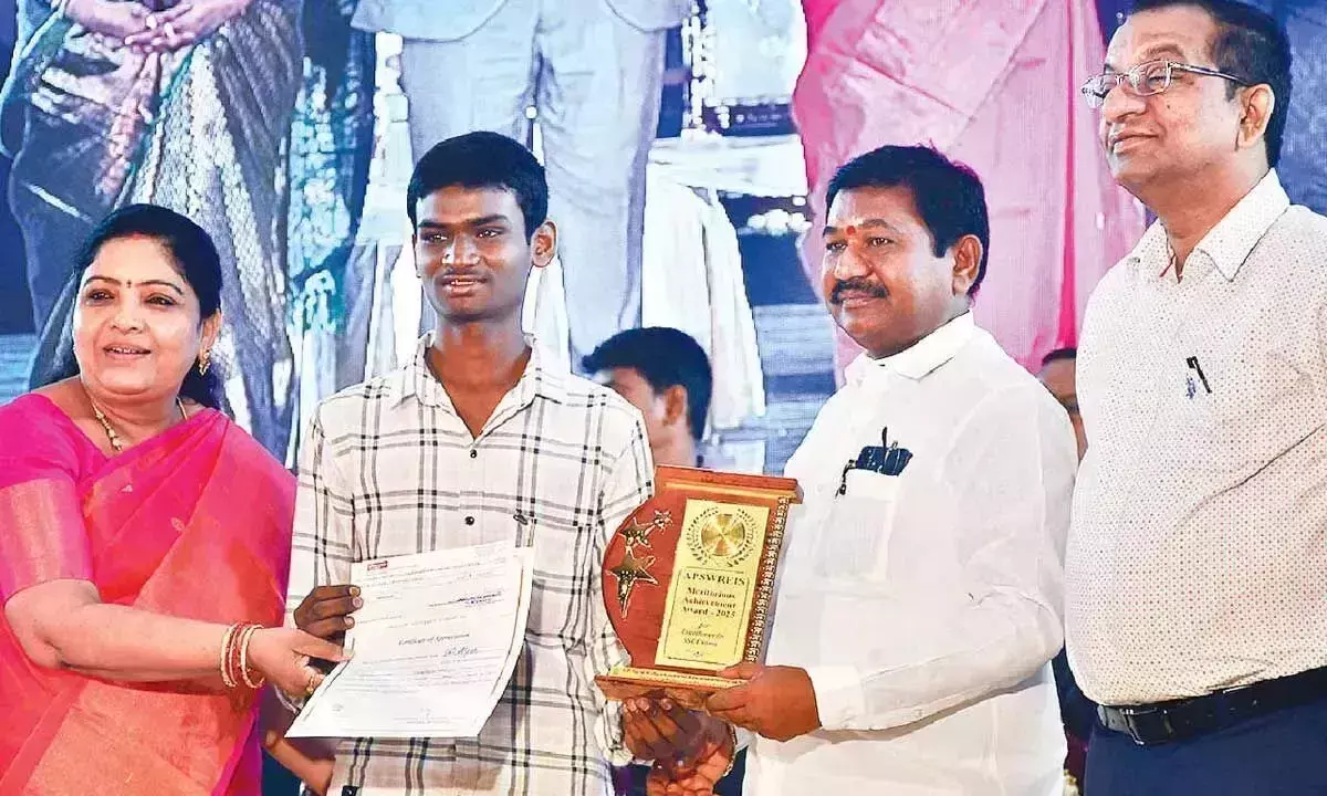 Andhra: सामाजिक कल्याण छात्रावासों में बुनियादी सुविधाओं पर 143 करोड़ रुपये खर्च