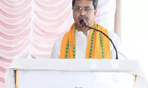 त्रिपुरा के CM माणिक साहा अगरतला में विश्व रेड क्रॉस दिवस 2025 समारोह में शामिल हुए