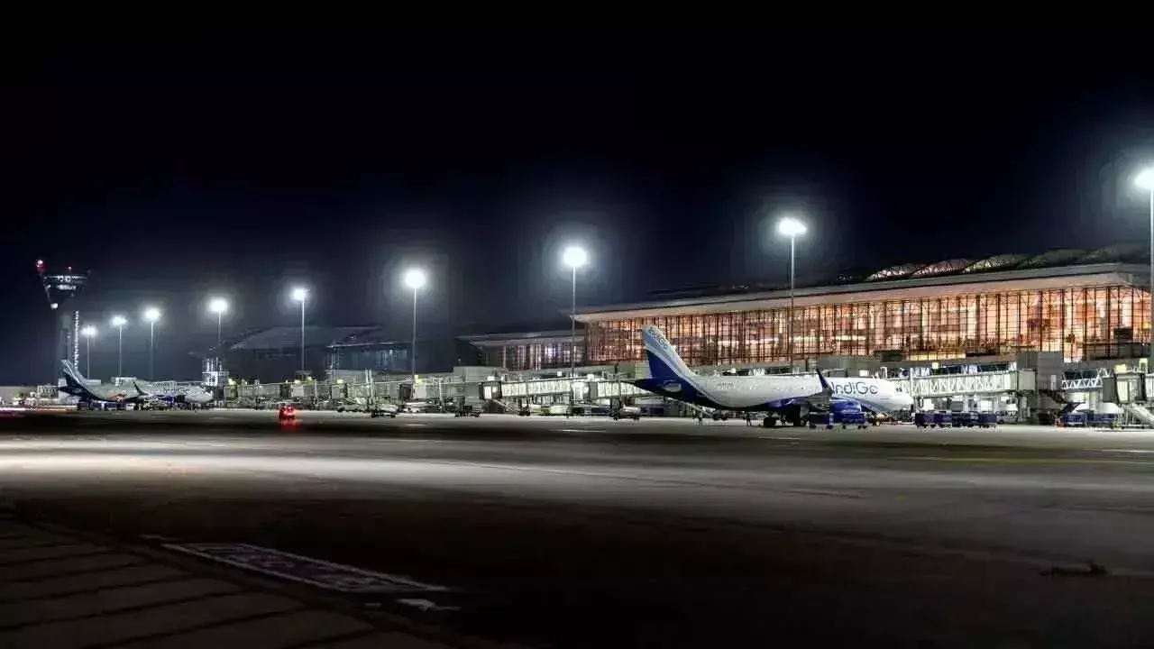 Hyderabad: शहर से 18 उड़ानें रद्द