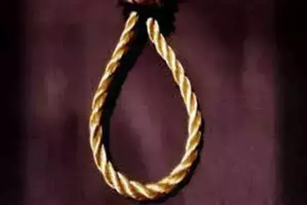 Dhanbad: पत्नी से झगड़े के बाद फंदे से झूला पति, हालत गंभीर