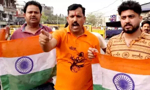 Jammu में युवाओं ने रक्तदान किया, नागरिकों ने सशस्त्र बलों के समर्थन में रैली निकाली