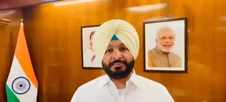 पंजाब-हरियाणा जल विवाद : रवनीत सिंह ने की सीएम मान और हरजोत बैंस के खिलाफ एफआईआर की मांग पंजाब-हरियाणा जल विवाद : रवनीत सिंह ने की सीएम मान और हरजोत बैंस के खिलाफ एफआईआर की मांग
