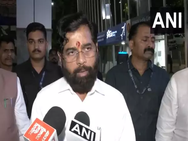 Eknath Shinde ने ऑपरेशन सिंदूर की सराहना की, पाकिस्तान को सीमा में रहने की चेतावनी दी Eknath Shinde ने ऑपरेशन सिंदूर की सराहना की, पाकिस्तान को सीमा में रहने की चेतावनी दी