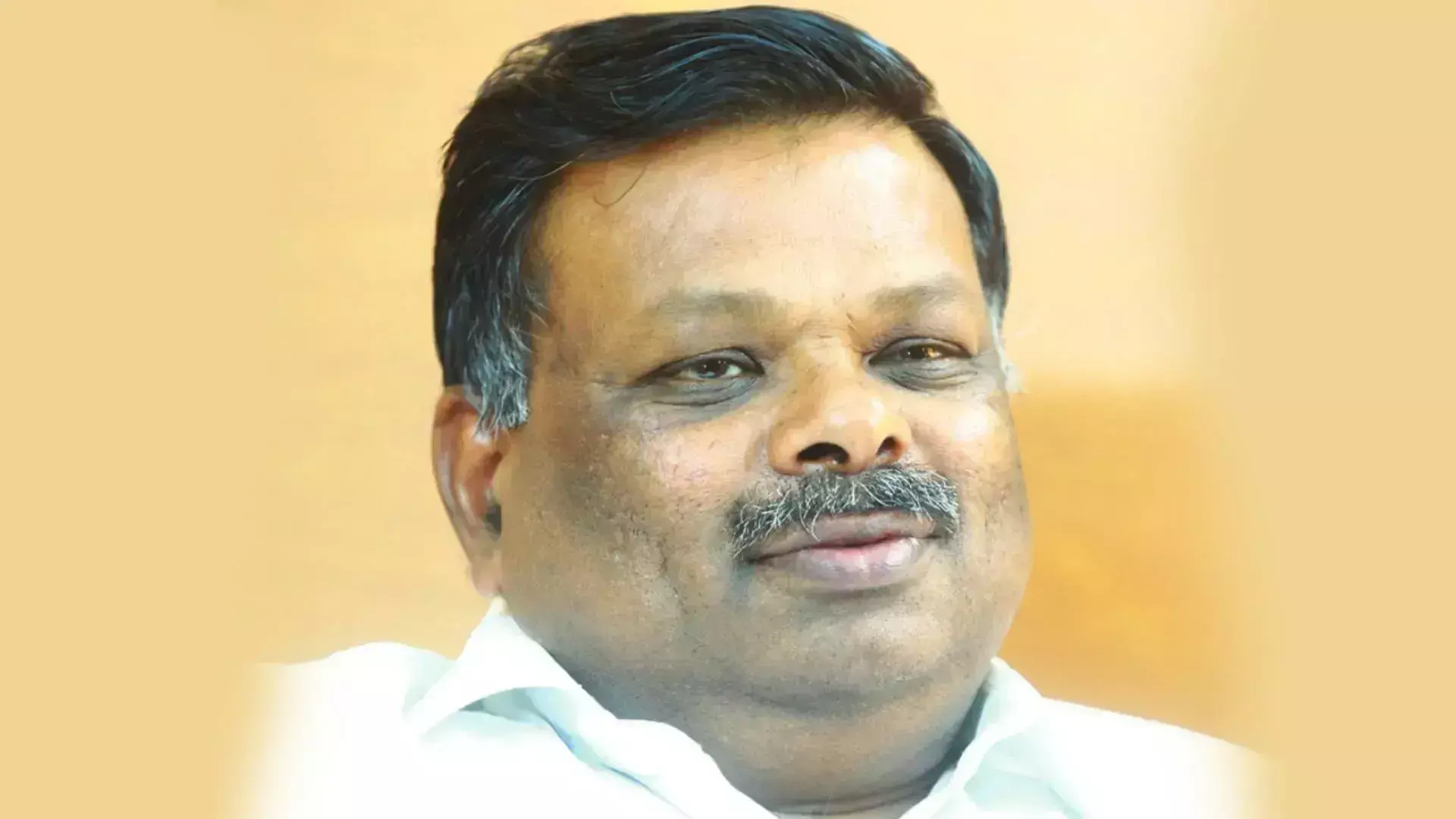 Kerala: राजस्व विभाग ने पूर्व विधायक एस राजेंद्रन के घर और जमीन को अपने कब्जे में लिया Kerala: राजस्व विभाग ने पूर्व विधायक एस राजेंद्रन के घर और जमीन को अपने कब्जे में लिया