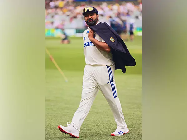 Rohit Sharma ने भारतीय सशस्त्र बलों की प्रशंसा की Rohit Sharma ने भारतीय सशस्त्र बलों की प्रशंसा की