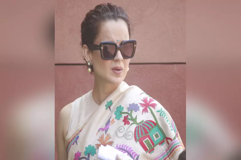 कंगना रनौत बनेंगी हॉलीवुड की हॉरर क्वीन, ब्लेस्ड बी द एविल से करेंगी डेब्यू कंगना रनौत बनेंगी हॉलीवुड की हॉरर क्वीन, ब्लेस्ड बी द एविल से करेंगी डेब्यू