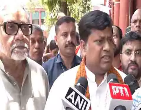 सुकांत मजूमदार ने पाकिस्तान के साथ तनाव के बीच भारत में बदलाव लाने के लिए PM मोदी के नेतृत्व की प्रशंसा की सुकांत मजूमदार ने पाकिस्तान के साथ तनाव के बीच भारत में बदलाव लाने के लिए PM मोदी के नेतृत्व की प्रशंसा की