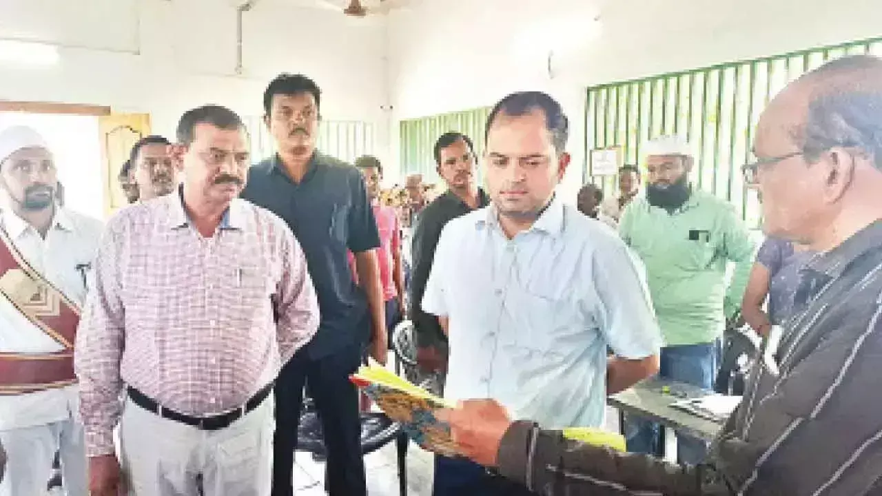 Telangana: राजस्व सम्मेलनों में प्राप्त आवेदनों का निपटारा करें: डीसी Telangana: राजस्व सम्मेलनों में प्राप्त आवेदनों का निपटारा करें: डीसी