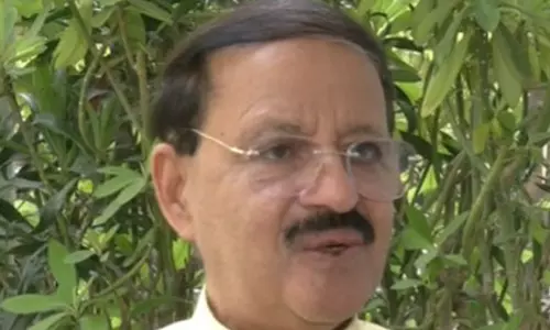 समय आने पर सरकार से कई सवाल पूछे जा सकते हैं: राशिद अल्वी