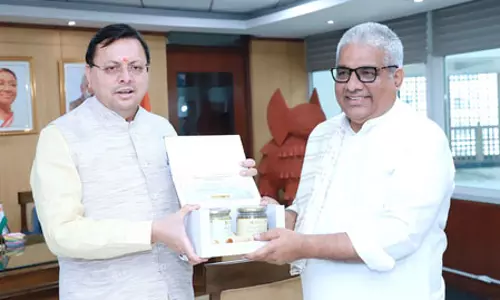 सीएम धामी ने केंद्रीय मंत्री भूपेंद्र यादव से की मुलाकात, कई परियोजनाओं के लिए मंजूरी मांगी