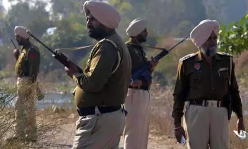भारत-पाक तनाव के बीच, पंजाब में सभी शैक्षणिक संस्थान बंद, परीक्षाएं रद्द भारत-पाक तनाव के बीच, पंजाब में सभी शैक्षणिक संस्थान बंद, परीक्षाएं रद्द