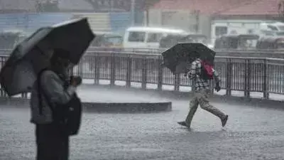 Delhi-NCR सहित यूपी में आज फिर बदलेगा मौसम का मिजाज Delhi-NCR सहित यूपी में आज फिर बदलेगा मौसम का मिजाज