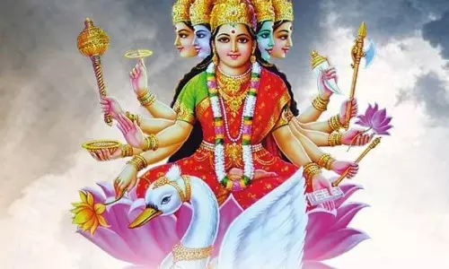 Gayatri Mantra के जाप से जीवन में बदलाव आ सकता है ,नहीं होगा यकीन