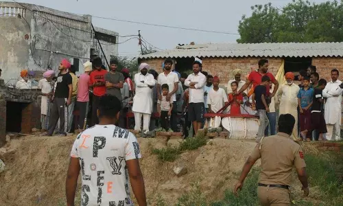 Punjab मंत्रिमंडल सीमावर्ती गांवों में आपातकालीन सेवाओं की समीक्षा करेगा Punjab मंत्रिमंडल सीमावर्ती गांवों में आपातकालीन सेवाओं की समीक्षा करेगा