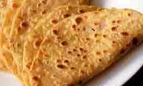 Missi Roti : दोपहर या रात के खाने के लिए पंजाबी मिस्सी रोटी आज़माएँ Missi Roti : दोपहर या रात के खाने के लिए पंजाबी मिस्सी रोटी आज़माएँ
