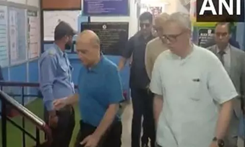 पाकिस्तान की गोलाबारी में घायल हुए लोगों से मिलने जम्मू के अस्पताल पहुंचे CM Abdullah