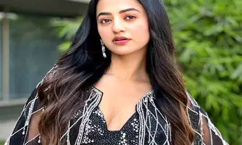 Helly Shah ने अपनी गुजराती डेब्यू फिल्म ‘सरप्राइज’ को एक बेहद निजी और भावनात्मक सफर बताया