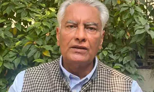 लोगों के लिए स्पष्ट दिशा-निर्देश जारी करें: पंजाब भाजपा प्रमुख Sunil Jakhar लोगों के लिए स्पष्ट दिशा-निर्देश जारी करें: पंजाब भाजपा प्रमुख Sunil Jakhar