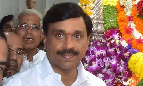 Karnataka: कोर्ट ने जनार्दन रेड्डी को विधायक के रूप में अयोग्य ठहराया Karnataka: कोर्ट ने जनार्दन रेड्डी को विधायक के रूप में अयोग्य ठहराया