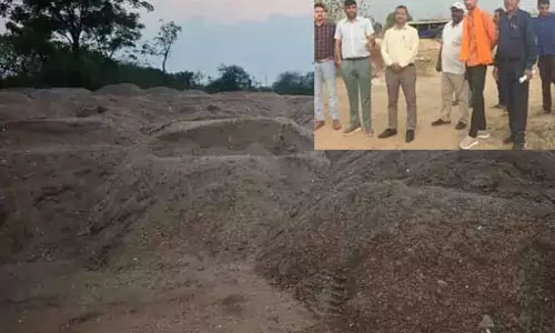 रेत का अवैध भंडारण, 435 ट्रैक्टर जब्त