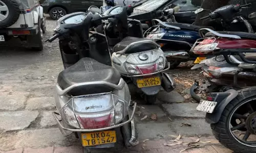 Haldwani: अवैध टैक्सी बाइक कारोबारियों पर गिरी गाज़, लाइसेंस होंगे निरस्त