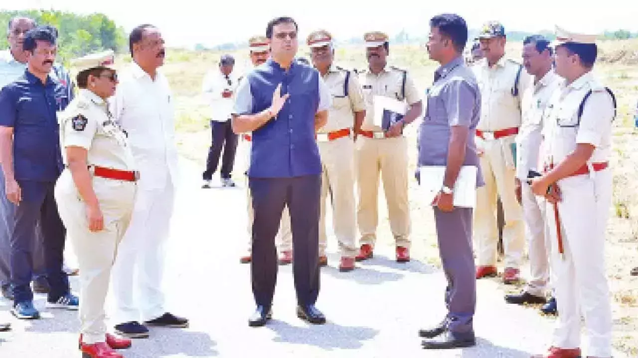 Andhra: सत्य साईं जिले में सीएम के दौरे के लिए कड़ी सुरक्षा