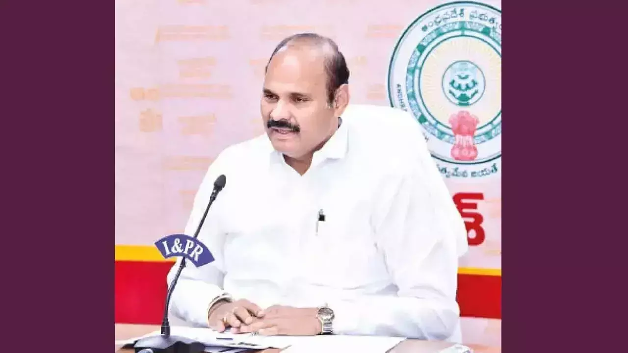 मंत्री कोलुसु पार्थसारथी ने पात्र लोगों से नए चावल कार्ड के लिए आवेदन करने का आग्रह किया मंत्री कोलुसु पार्थसारथी ने पात्र लोगों से नए चावल कार्ड के लिए आवेदन करने का आग्रह किया