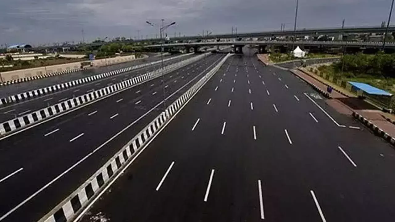 Andhra: राज्य राजमार्गों को राष्ट्रीय स्तर पर मानक स्थापित करना चाहिए
