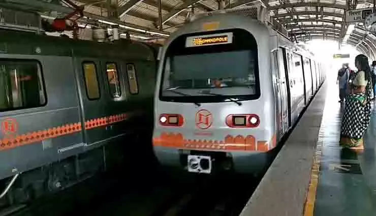 Jaipur: मेट्रो को उड़ाने की धमकी से हड़कंप Jaipur: मेट्रो को उड़ाने की धमकी से हड़कंप