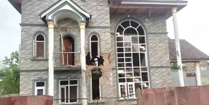 Kupwara के सीमावर्ती इलाकों में गोलाबारी से तबाही Kupwara के सीमावर्ती इलाकों में गोलाबारी से तबाही