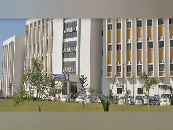 AIIMS भुवनेश्वर ने भारत-पाकिस्तान तनाव के बीच सभी छुट्टियां रद्द करने की घोषणा की AIIMS भुवनेश्वर ने भारत-पाकिस्तान तनाव के बीच सभी छुट्टियां रद्द करने की घोषणा की