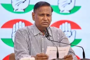 अब पाकिस्तान को कड़ा सबक सिखाना जरूरी, हम सरकार के साथ : उदित राज अब पाकिस्तान को कड़ा सबक सिखाना जरूरी, हम सरकार के साथ : उदित राज