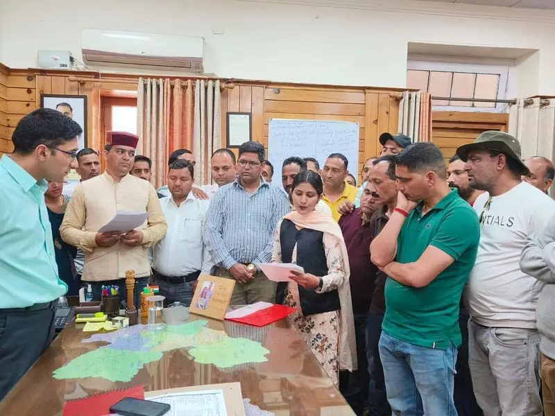 Pangi में करियां के स्थानीय लोग परिसीमन के खिलाफ एकजुट हुए Pangi में करियां के स्थानीय लोग परिसीमन के खिलाफ एकजुट हुए