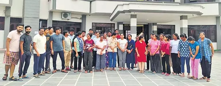 B.Ed परीक्षा स्थगित, कुरुक्षेत्र में फंसे छात्र B.Ed परीक्षा स्थगित, कुरुक्षेत्र में फंसे छात्र